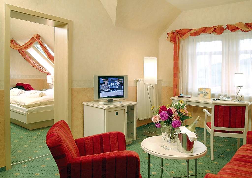 Posthotel Usseln Willingen  Rom bilde